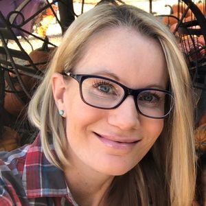 Meet your Posher, Melissa